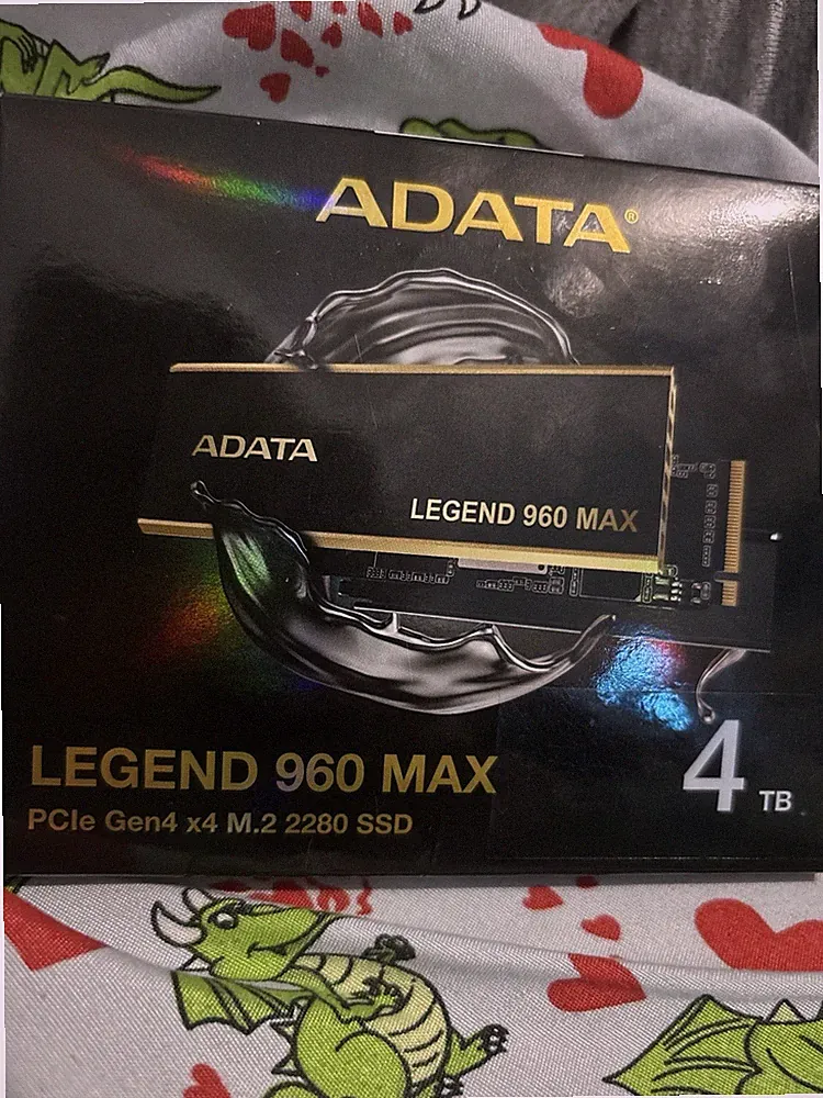 Adata 4tb SSD 960 Legend Max with Heatsink PCIe Gen4x4 NVMe M.2 Internal SSD