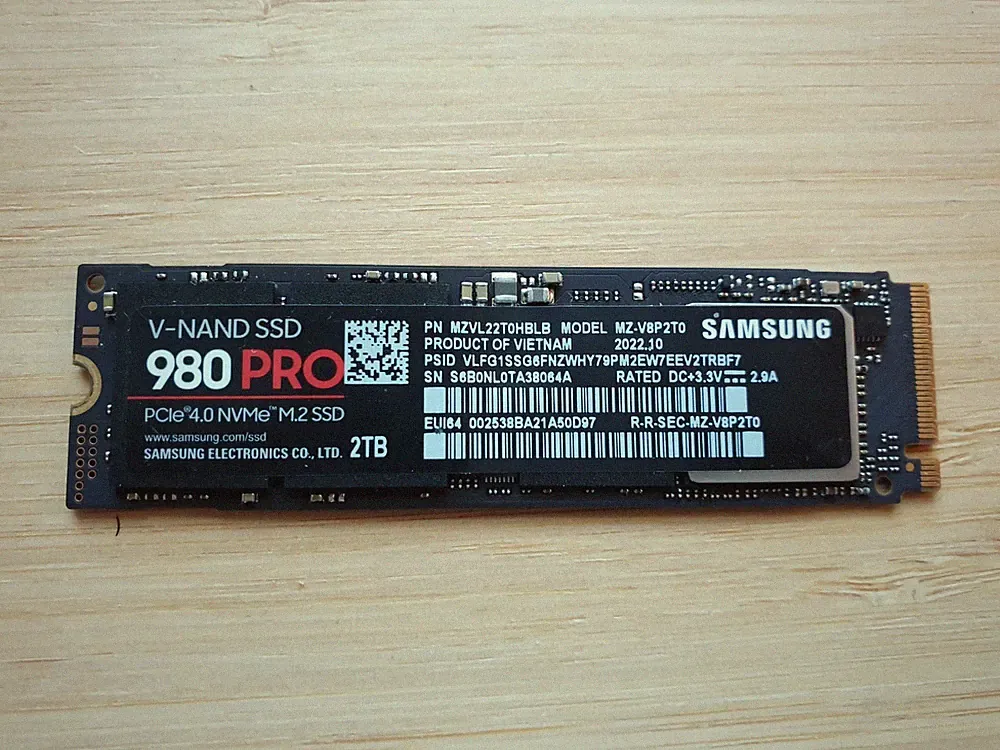 SAMSUNG 980 PRO 2TB M.2 2280 PCIe Gen 4.0x4 NVMe Solid State Drive (SSD)