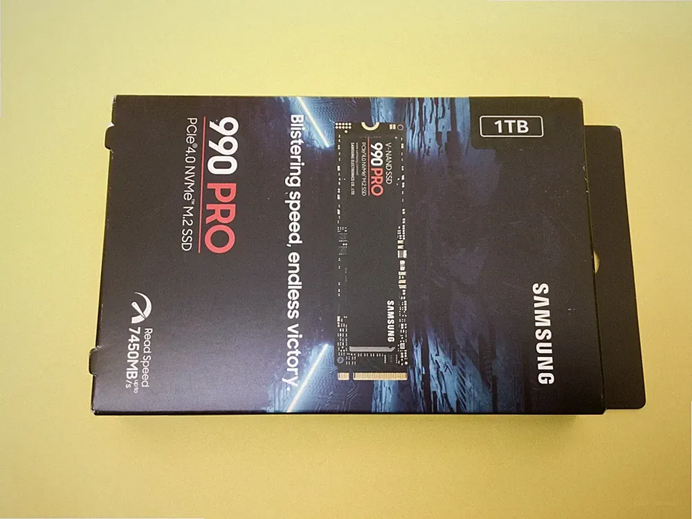 SAMSUNG 990 PRO M.2 2280 1TB PCIe 4.0 NVMe V-NAND SSD MZ-V9P1T0B/AM New